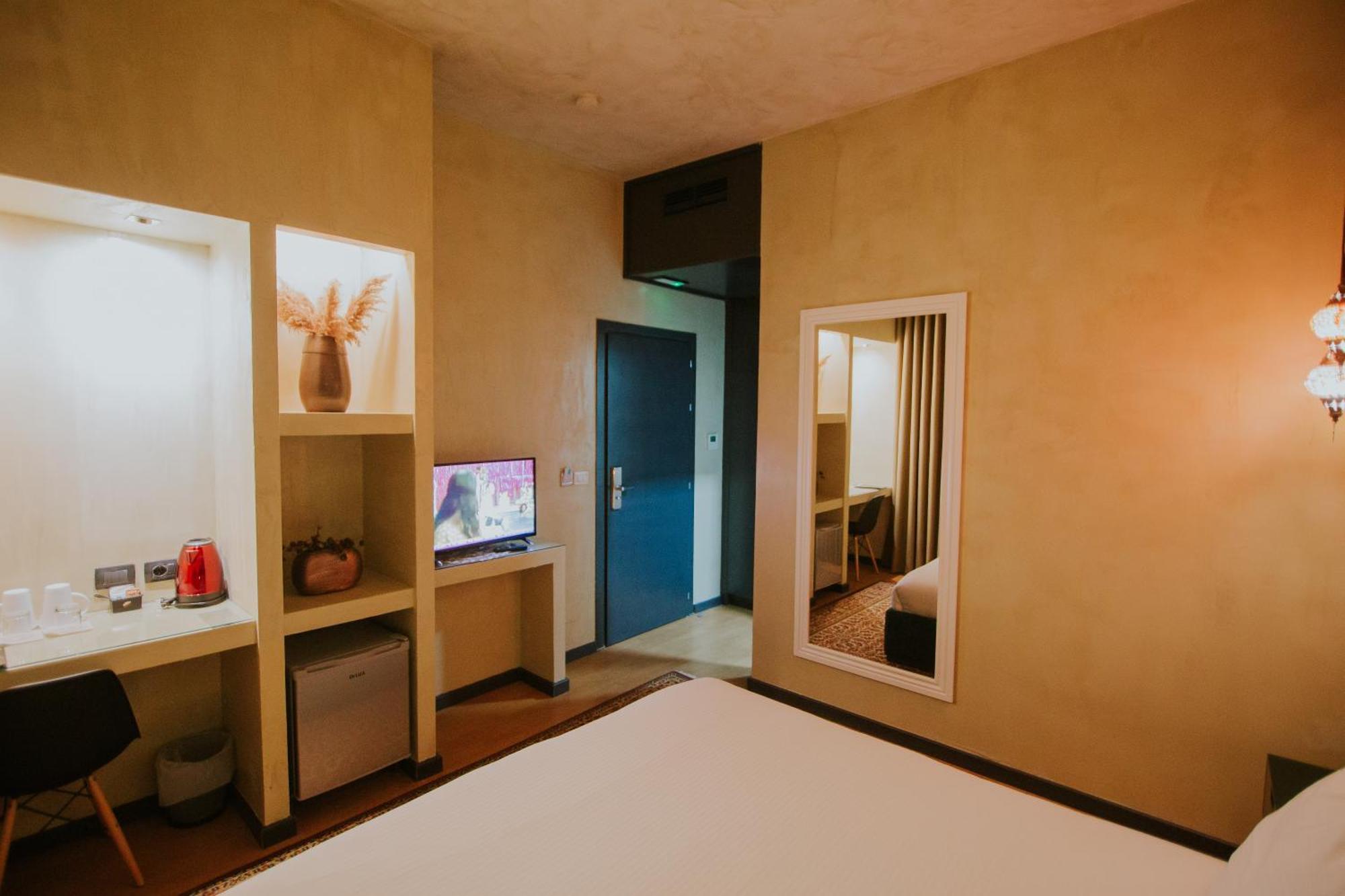 Dim'S Hotel & Restaurant Κορυτσά Εξωτερικό φωτογραφία